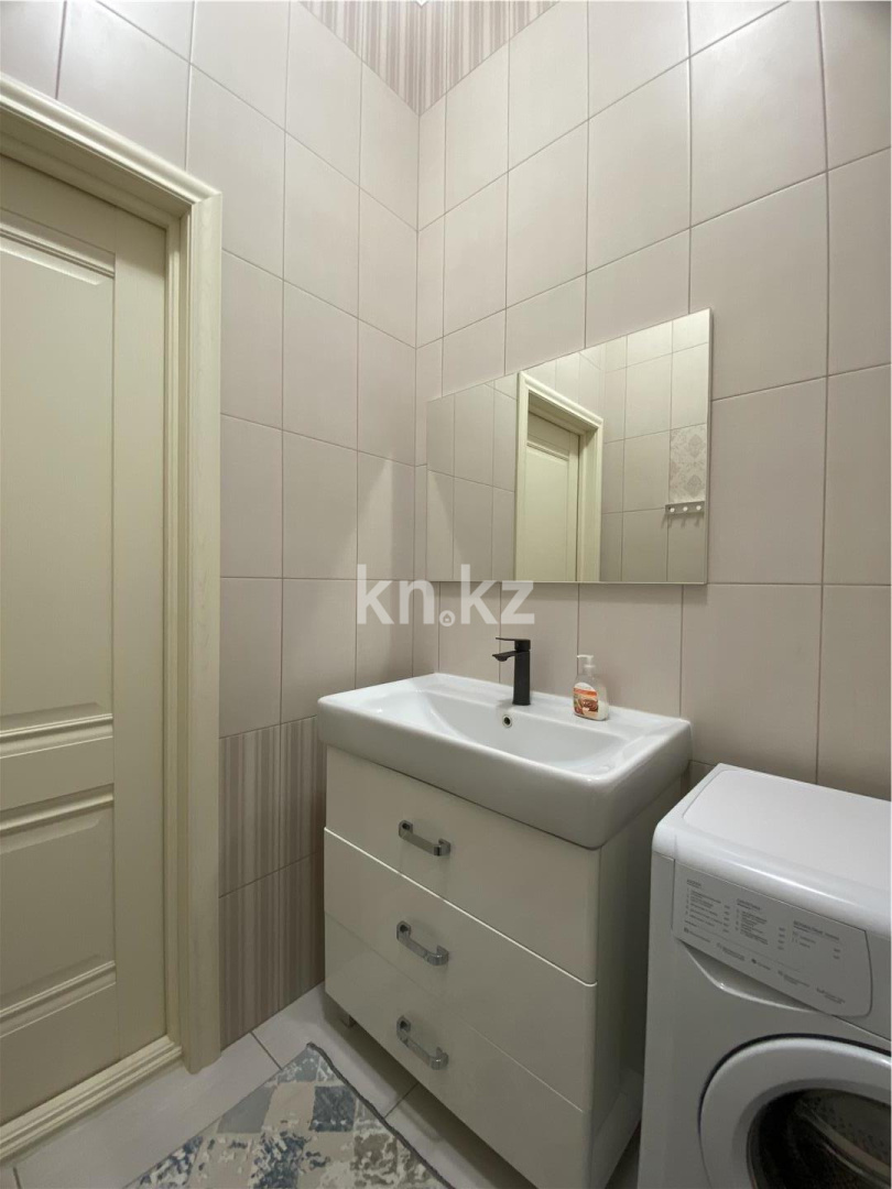 Продажа 2-комнатной квартиры, 63 м², ул. Храпатого в Астане - фото 11