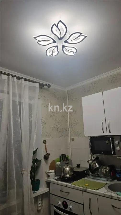 Продажа 3-комнатной квартиры, 60 м², мкр-н Казахфильм, дом  4 в Алматы - фото 3