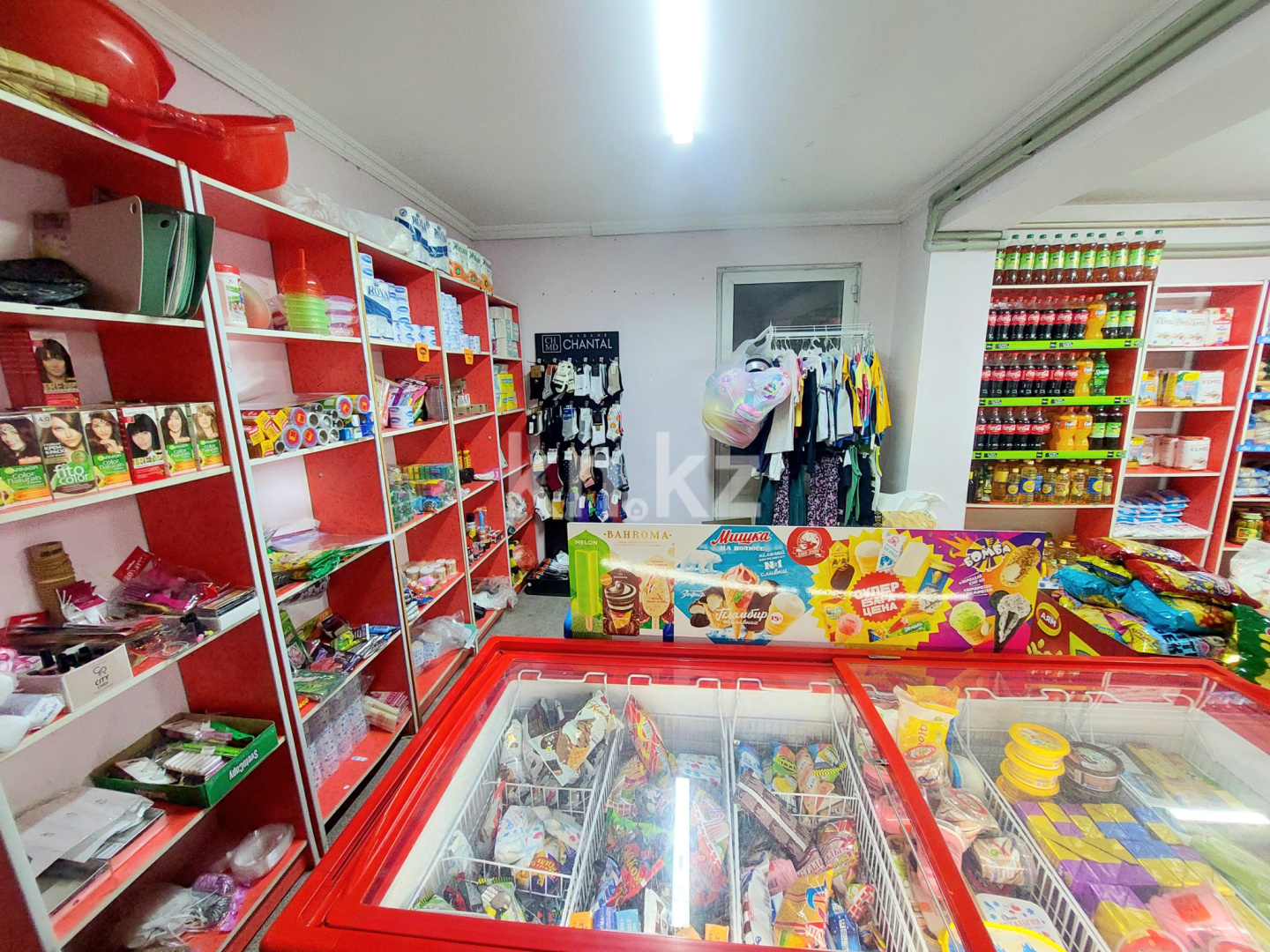 Продажа 6-комнатного дома, 252 м², ул. Сырым батыра, дом  64 в Шымкенте - фото 39