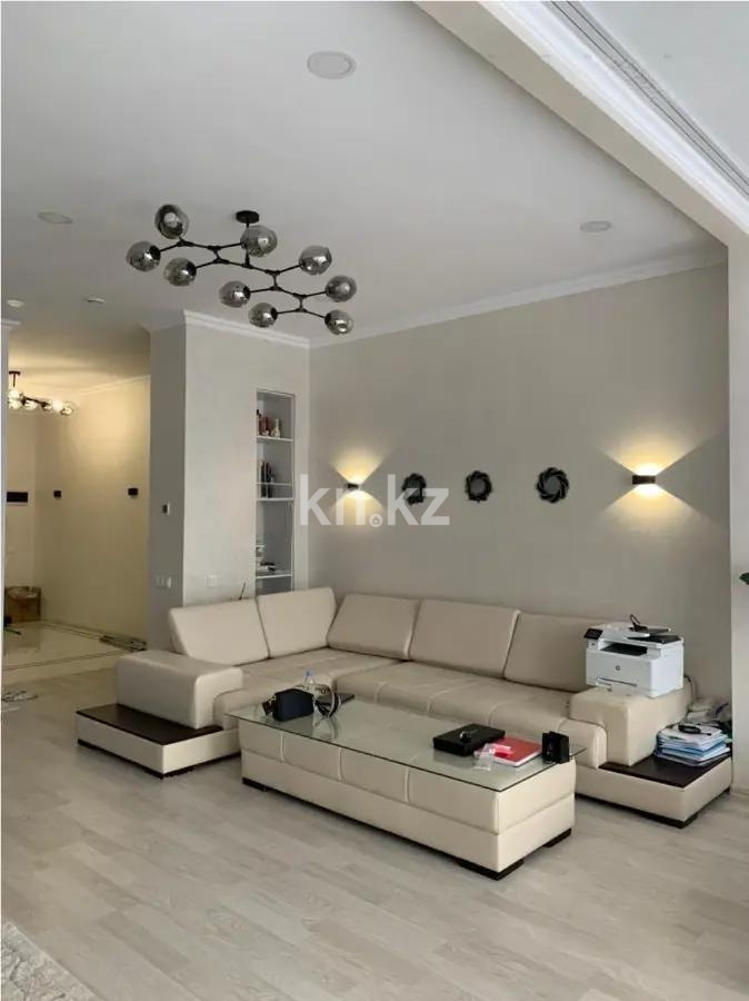 Продажа 2-комнатной квартиры, 70 м² в Алматы