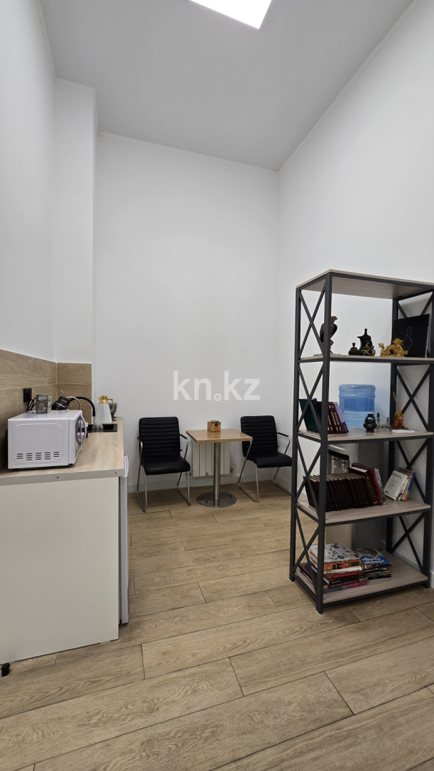 Продажа , 260 м², ул. Митина, дом  4 - Достык в Алматы - фото 34