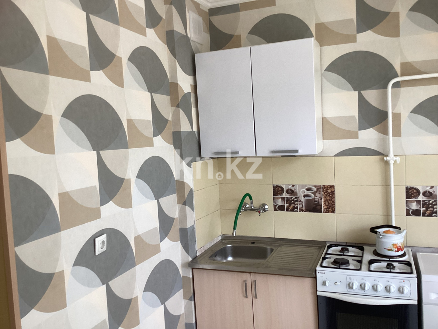 Аренда 1-комнатной квартиры посуточно, 41 м² в Алматы - фото 12