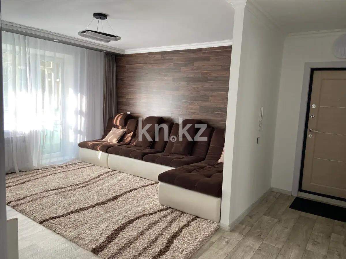 Продажа 4-комнатной квартиры, 84 м² в Шахтинске