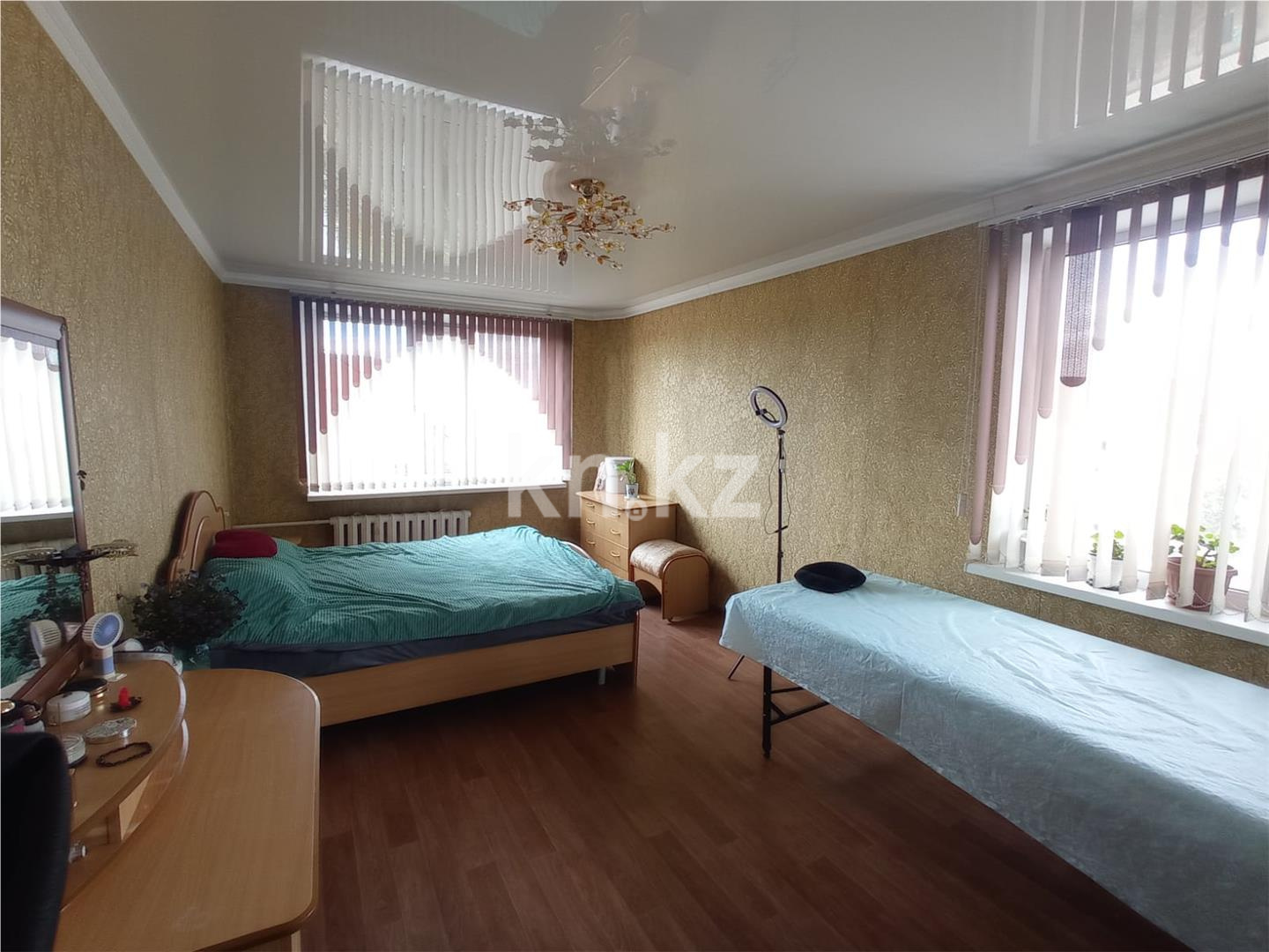 Продажа 3-комнатной квартиры, 62 м², мкр-н 22 в Караганде - фото 3