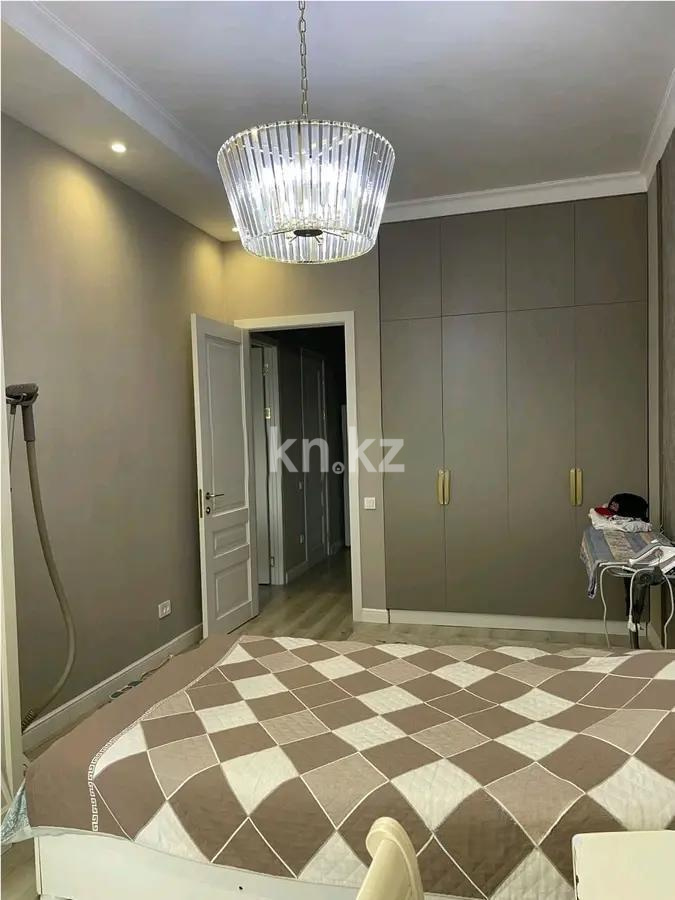 Продажа 4-комнатной квартиры, 136 м², ул. Мухамедханова в Астане - фото 5