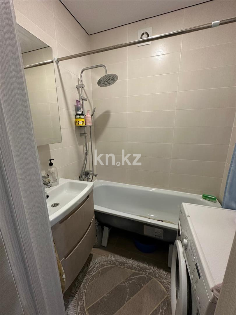 Продажа 2-комнатной квартиры, 54 м², ул. Сатыбалдина в Караганде - фото 7