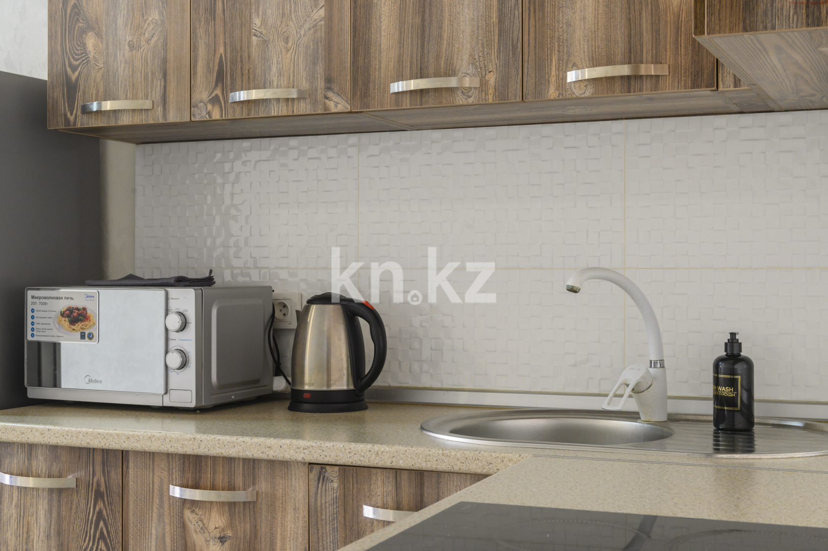 Аренда 1-комнатной квартиры посуточно, 45 м² в Алматы - фото 10