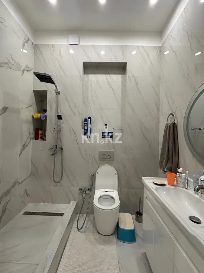 Продажа 3-комнатной квартиры, 126 м², мкр-н Акжар, дом  3/7 в Алматы - фото 6