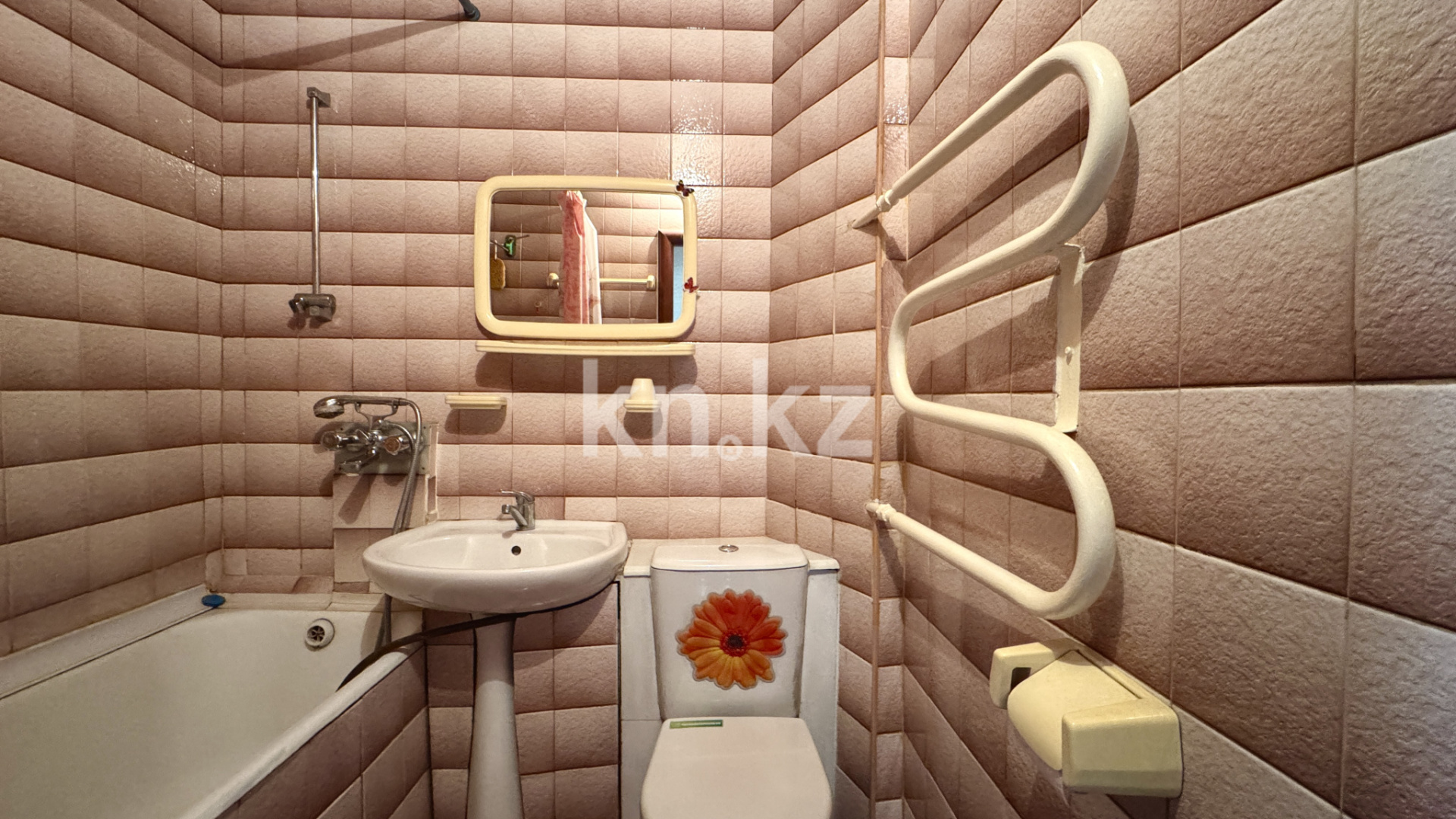 Продажа 2-комнатной квартиры, 42.5 м², пр. Назарбаева в Алматы - фото 7