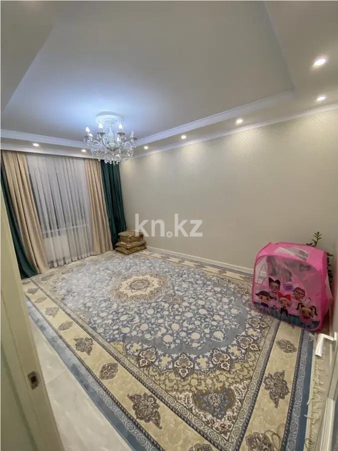 Продажа 3-комнатной квартиры, 81.5 м², мкр. Аксай-5, дом  5 в Алматы - фото 2