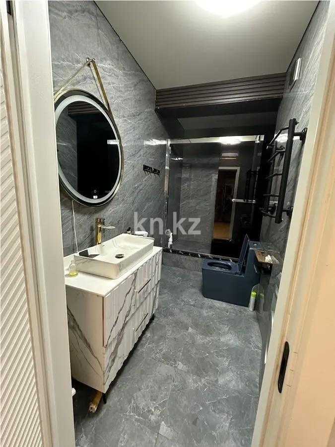 Продажа 2-комнатной квартиры, 65 м² в Алматы - фото 4