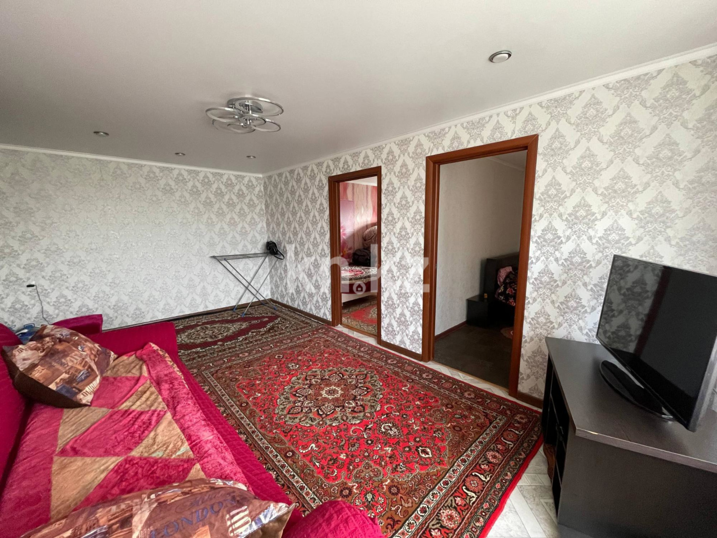 Продажа 4-комнатной квартиры, 60.8 м², ул. Кубеева, дом  2А в Костанае