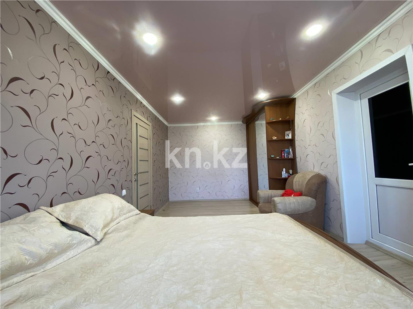 Продажа 4-комнатной квартиры, 96 м², мкр-н 8 в Темиртау - фото 7