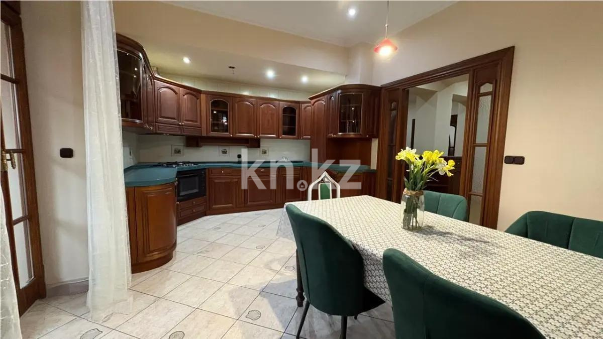 Продажа 4-комнатной квартиры, 200 м² в Алматы - фото 4