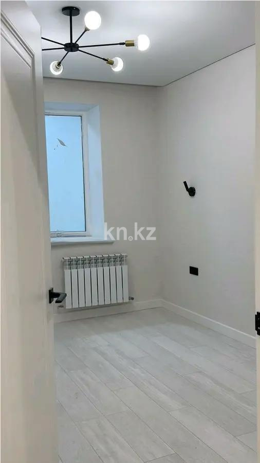 Продажа 2-комнатной квартиры, 63.8 м², ул. Бухар жырау, дом  32 в Астане