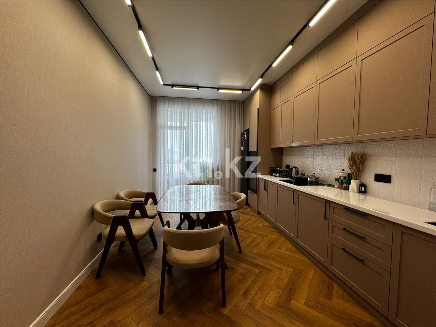 Продажа 3-комнатной квартиры, 95 м² в Астане - фото 2