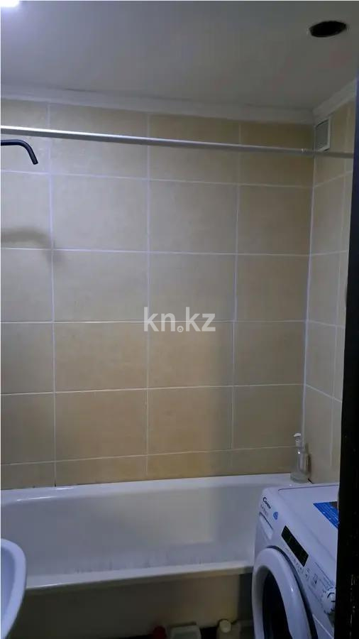 Продажа 1-комнатной квартиры, 41 м², мкр-н 12, дом  37а в Караганде - фото 3