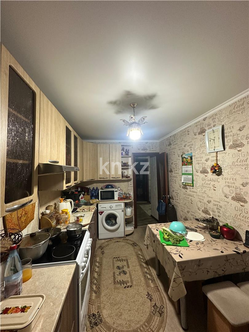 Продажа 3-комнатной квартиры, 64 м², мкр-н Орбита-1 в Караганде - фото 10