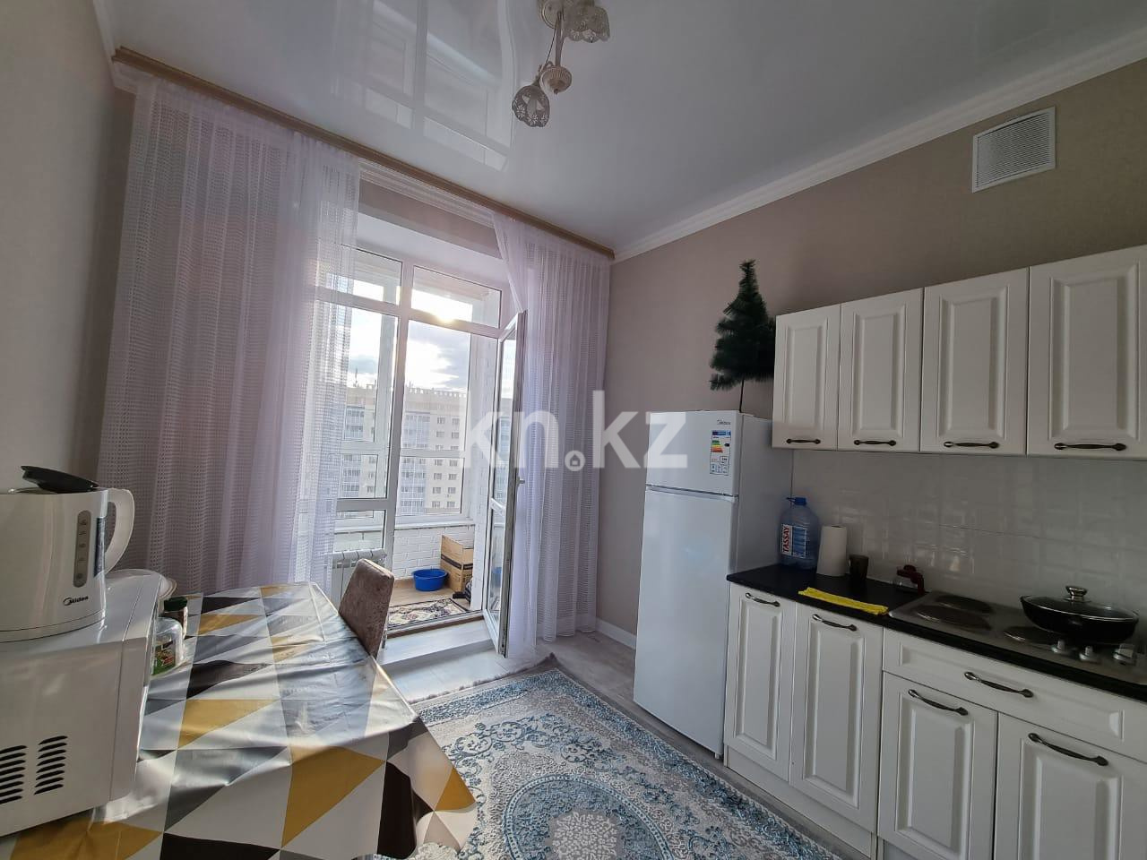 Продажа 3-комнатной квартиры, 92 м², пр. Туран в Астане - фото 2