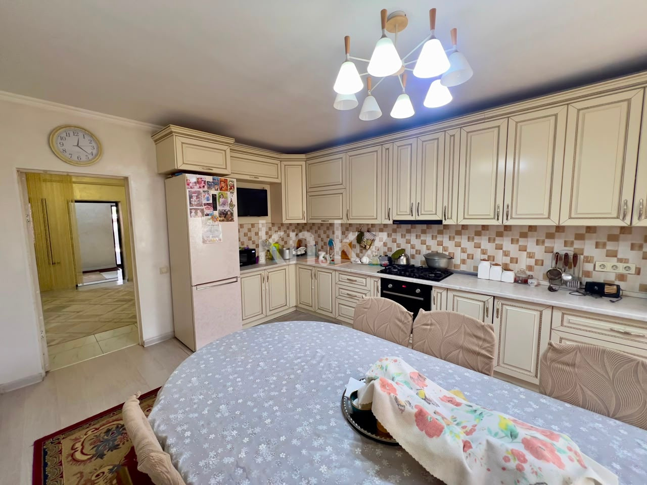 Продажа 6-комнатного дома, 208 м² в Алматы - фото 33