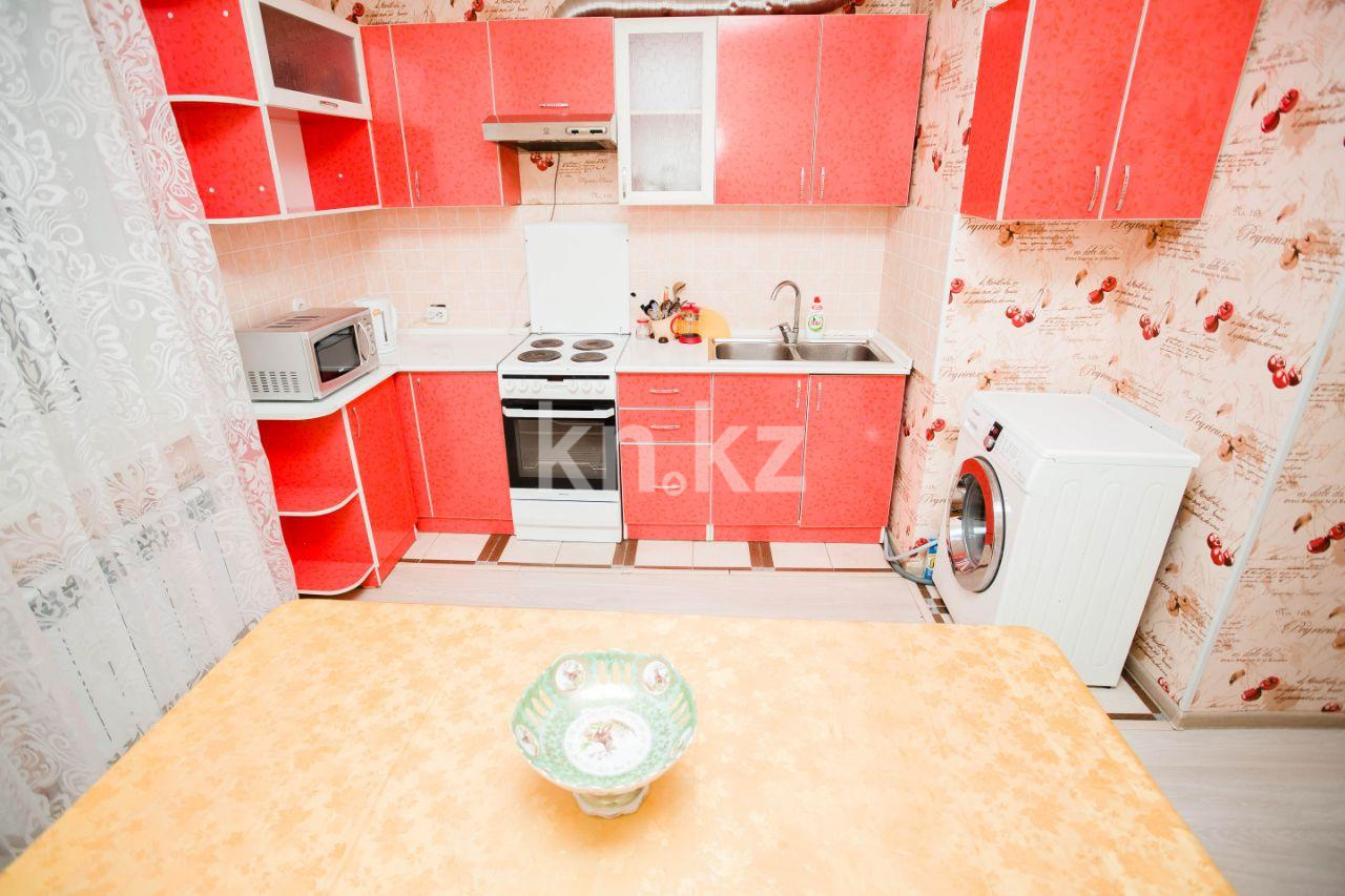 Аренда 1-комнатной квартиры посуточно, 45 м², пр. Кабанбай батыра, дом  40 - ул. Сыганак в Астане - фото 4