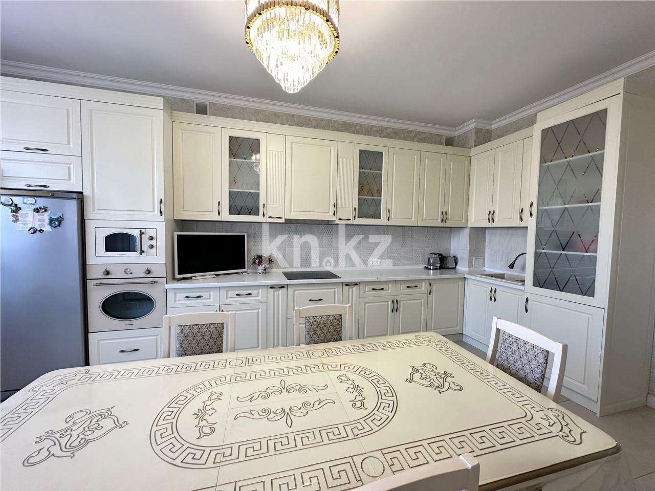 Продажа 4-комнатной квартиры, 124 м², ул. Таттимбета в Караганде - фото 10