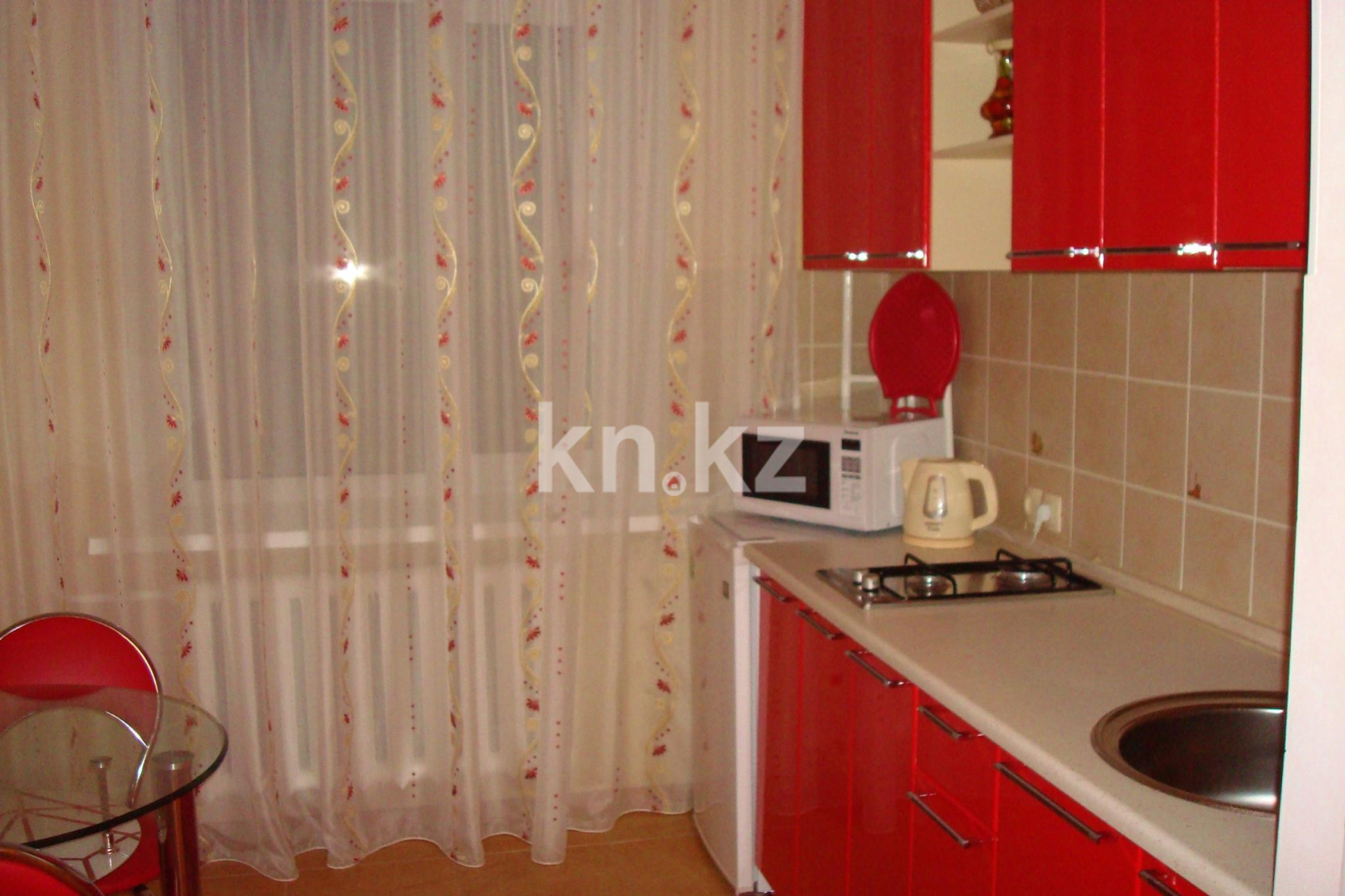 Аренда 1-комнатной квартиры посуточно, 40 м² в Астане