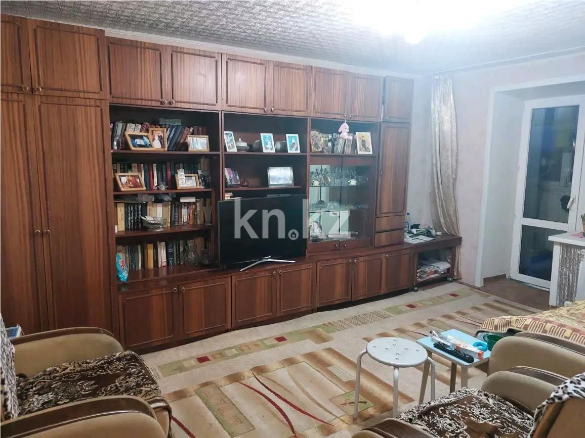 Продажа 3-комнатной квартиры, 65 м², ул. Промышленная, дом  22 в Абае