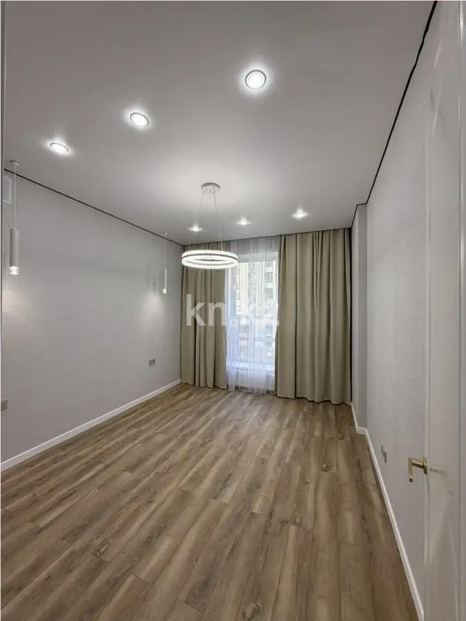 Продажа 1-комнатной квартиры, 42 м², ул. Айтматова, дом  77/7 в Астане