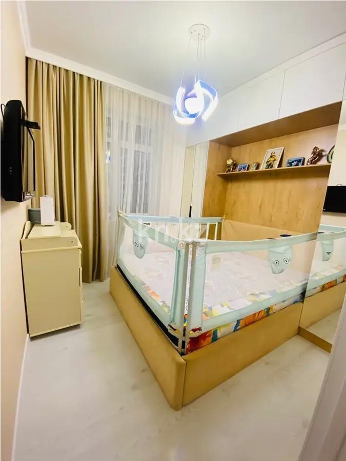 Продажа 1-комнатной квартиры, 46 м², ул. Орынбор, дом  10/3 в Астане - фото 2