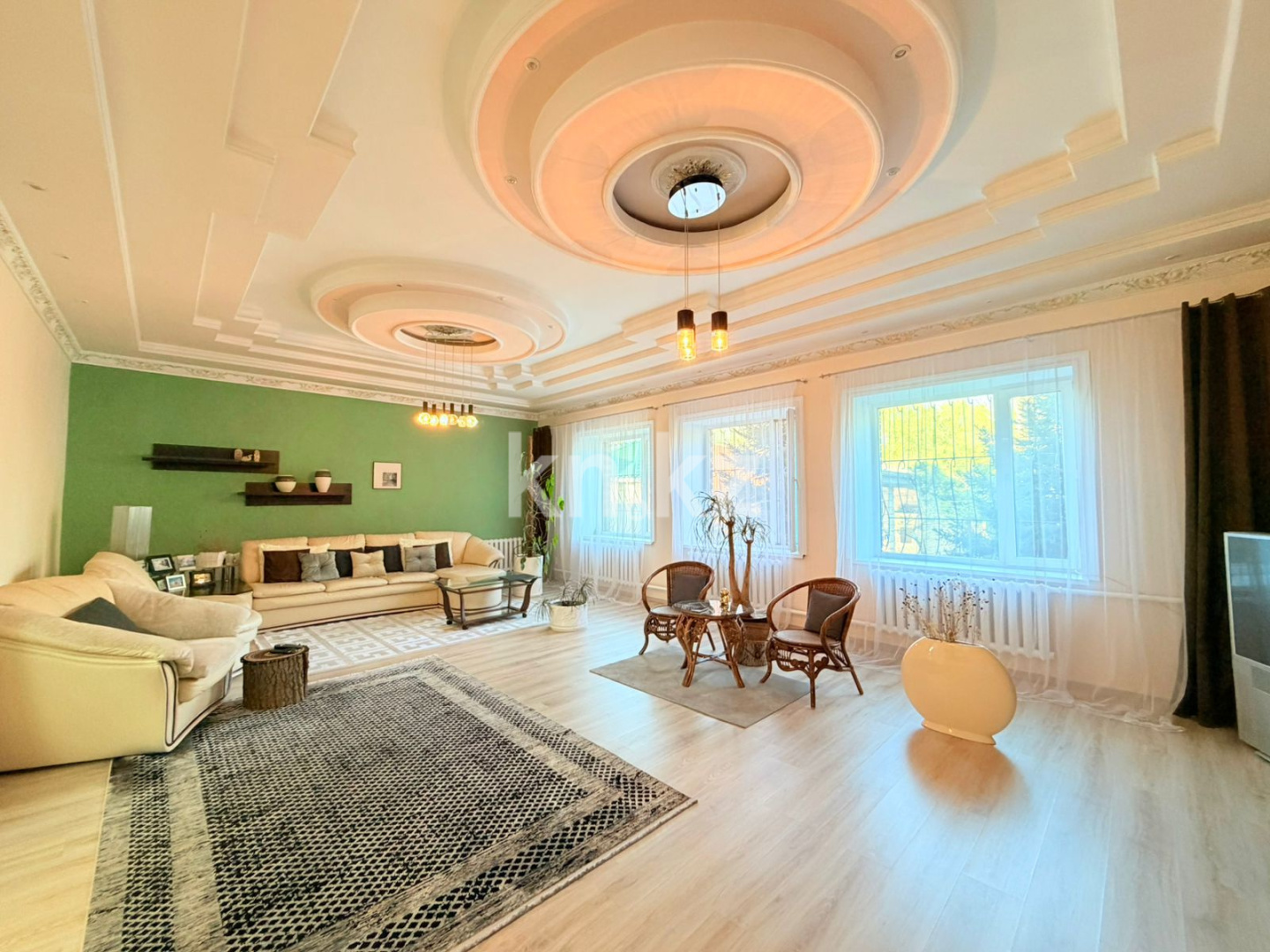 Продажа 5-комнатного дома, 280 м² в Астане - фото 2