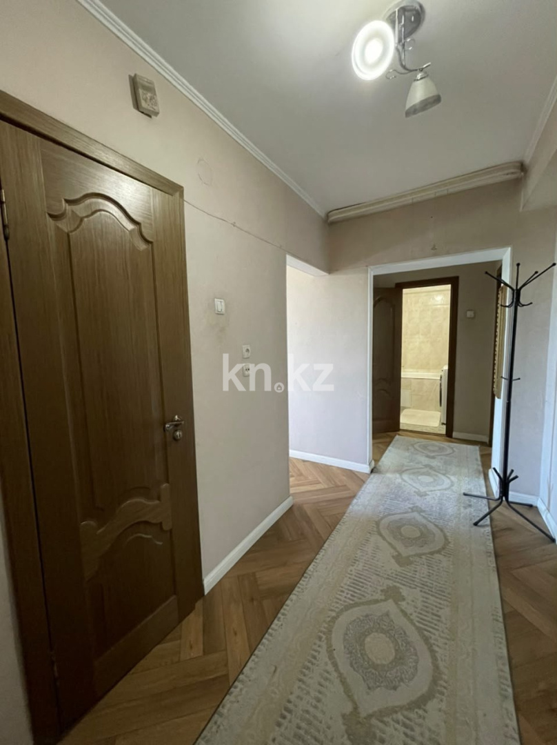 Продажа 3-комнатной квартиры, 69.6 м² в Алматы - фото 3