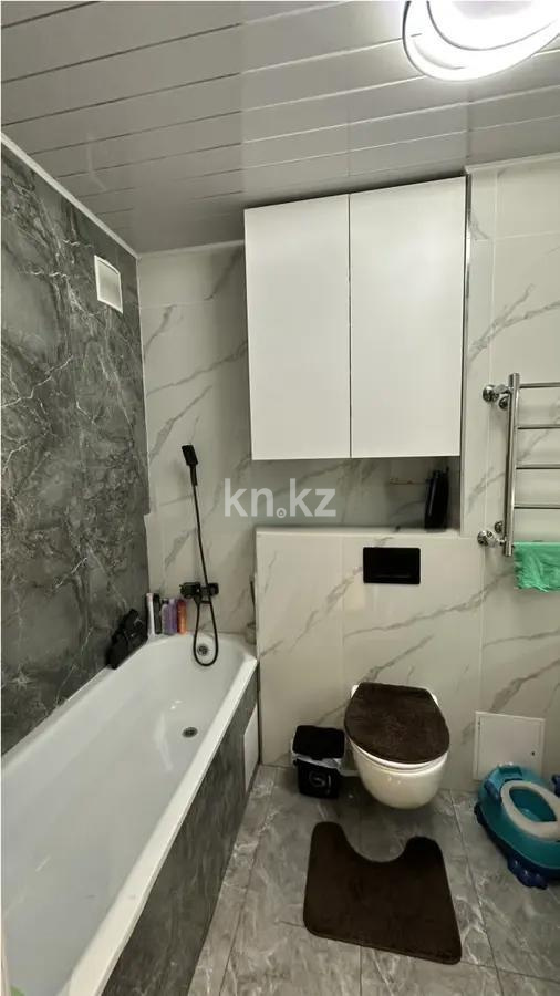 Продажа 3-комнатной квартиры, 70.5 м² в Алматы - фото 4