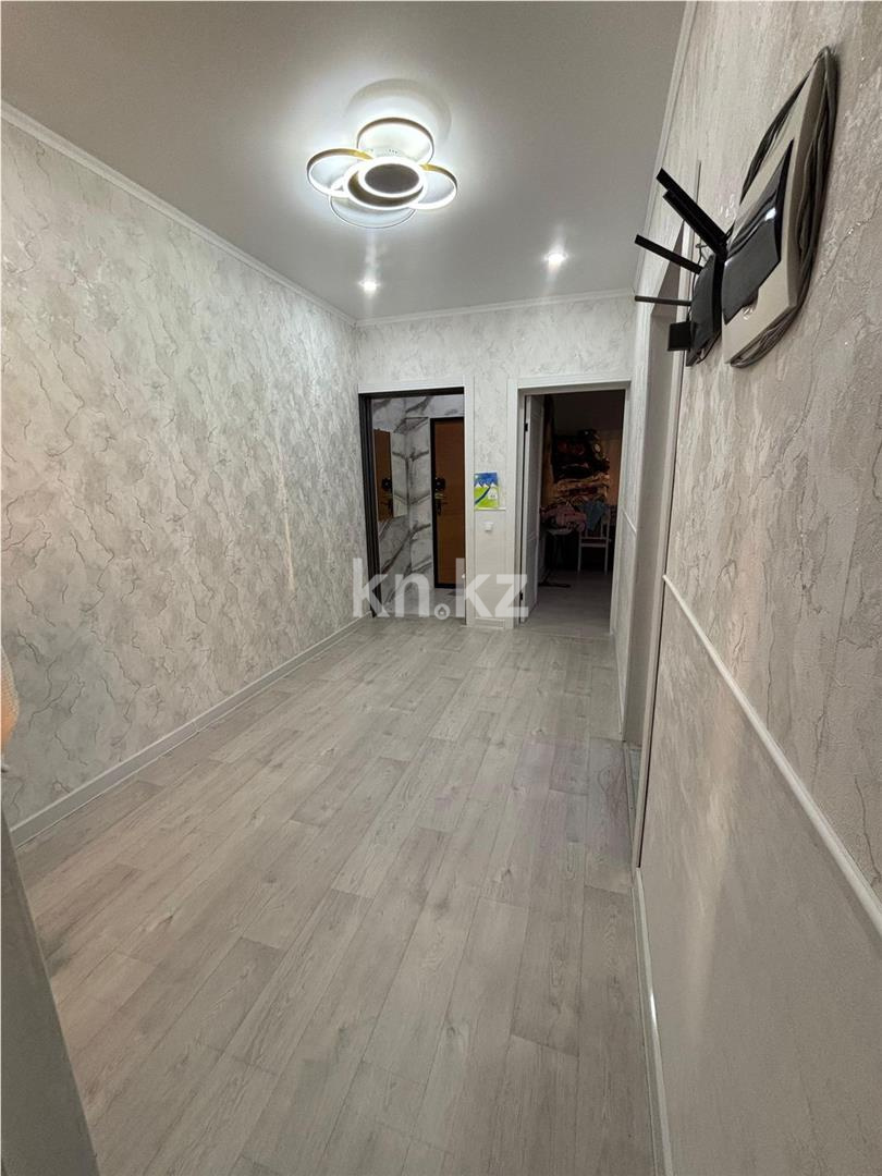 Продажа 3-комнатной квартиры, 82 м², ул. Сарыарка, дом  19 в Караганде - фото 7