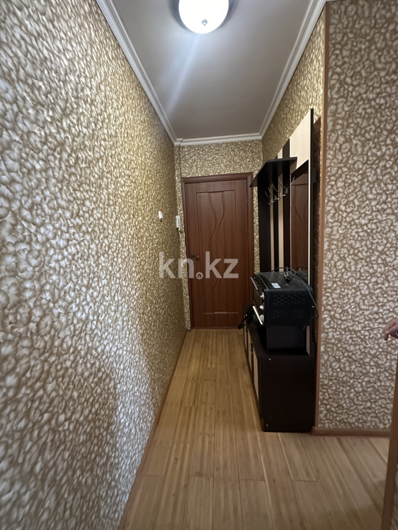 Продажа 2-комнатной квартиры, 44 м², 6-й мкр-н, дом  5 в Темиртау - фото 4