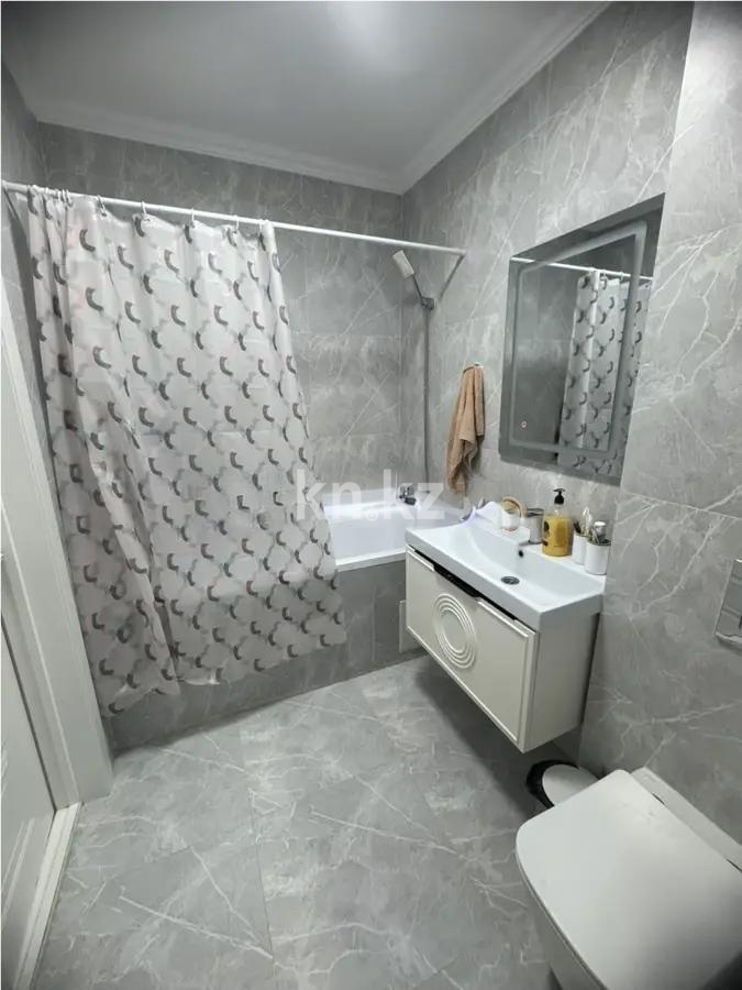 Продажа 3-комнатной квартиры, 93 м², ул. Сыганак, дом  32 в Астане - фото 6