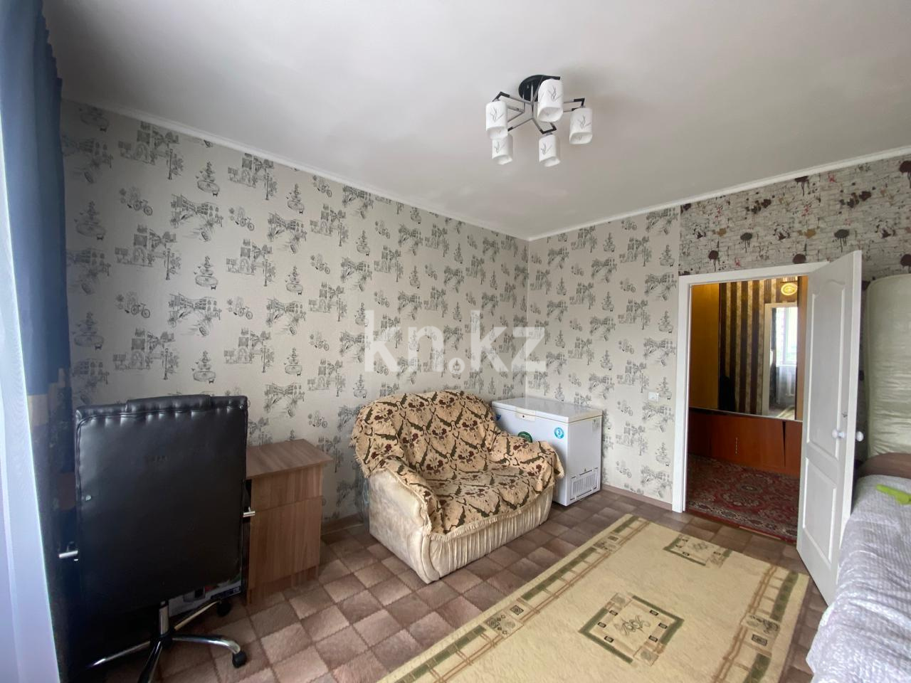 Продажа 3-комнатной квартиры, 81 м², ул. Сарыарка в Караганде - фото 5