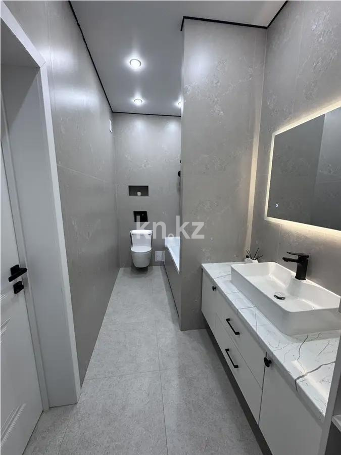Продажа 2-комнатной квартиры, 55.5 м² в Алматы - фото 3