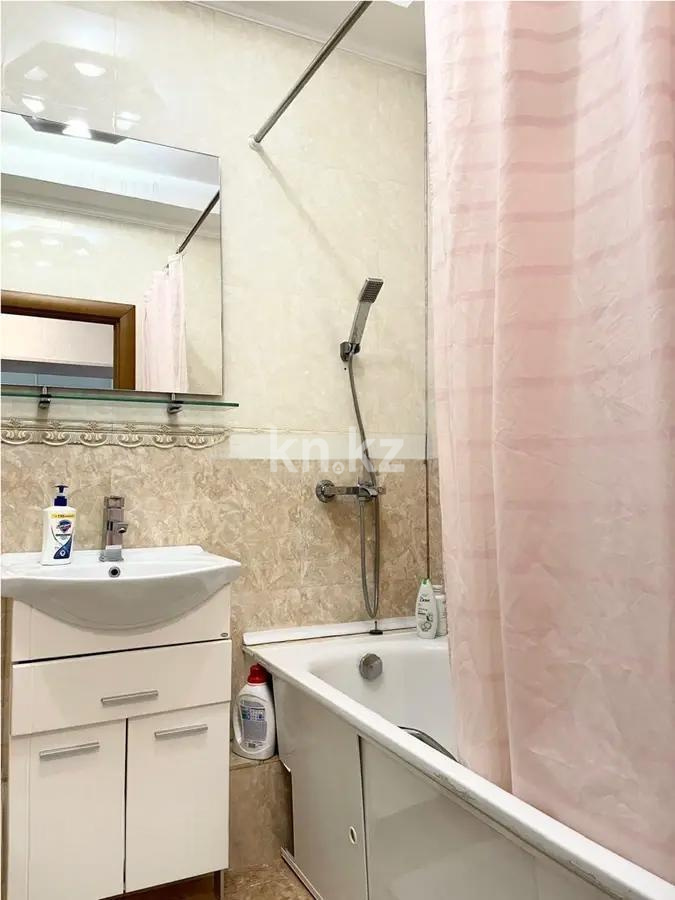 Продажа 1-комнатной квартиры, 47 м², ул. Ходжанова, дом  76 в Алматы - фото 3