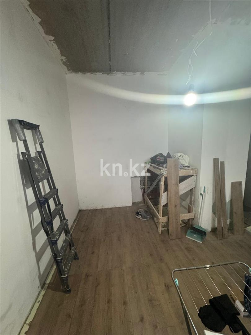 Продажа 1-комнатной квартиры, 36 м², ул. Айтматова в Астане