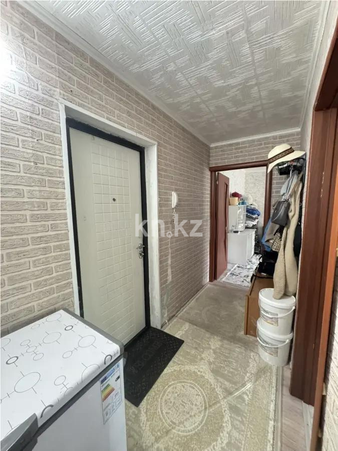 Продажа 2-комнатной квартиры, 43 м², 2 мкр-н, дом  8 в Абае - фото 4