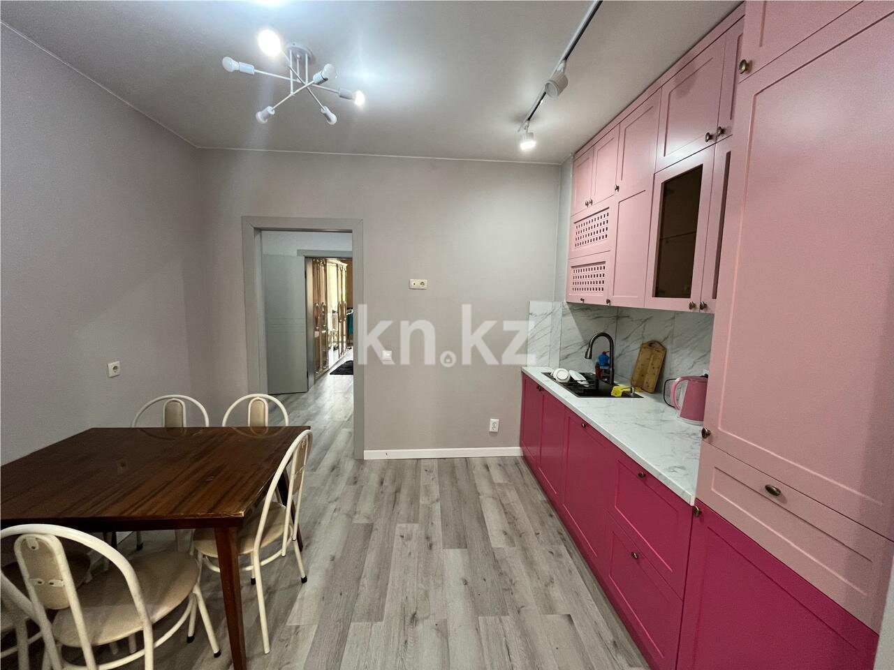 Продажа 3-комнатной квартиры, 80 м² в Астане - фото 2