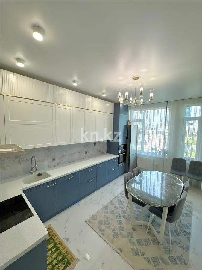 Продажа 3-комнатной квартиры, 110 м², ул. Достык, дом  8 в Астане - фото 4