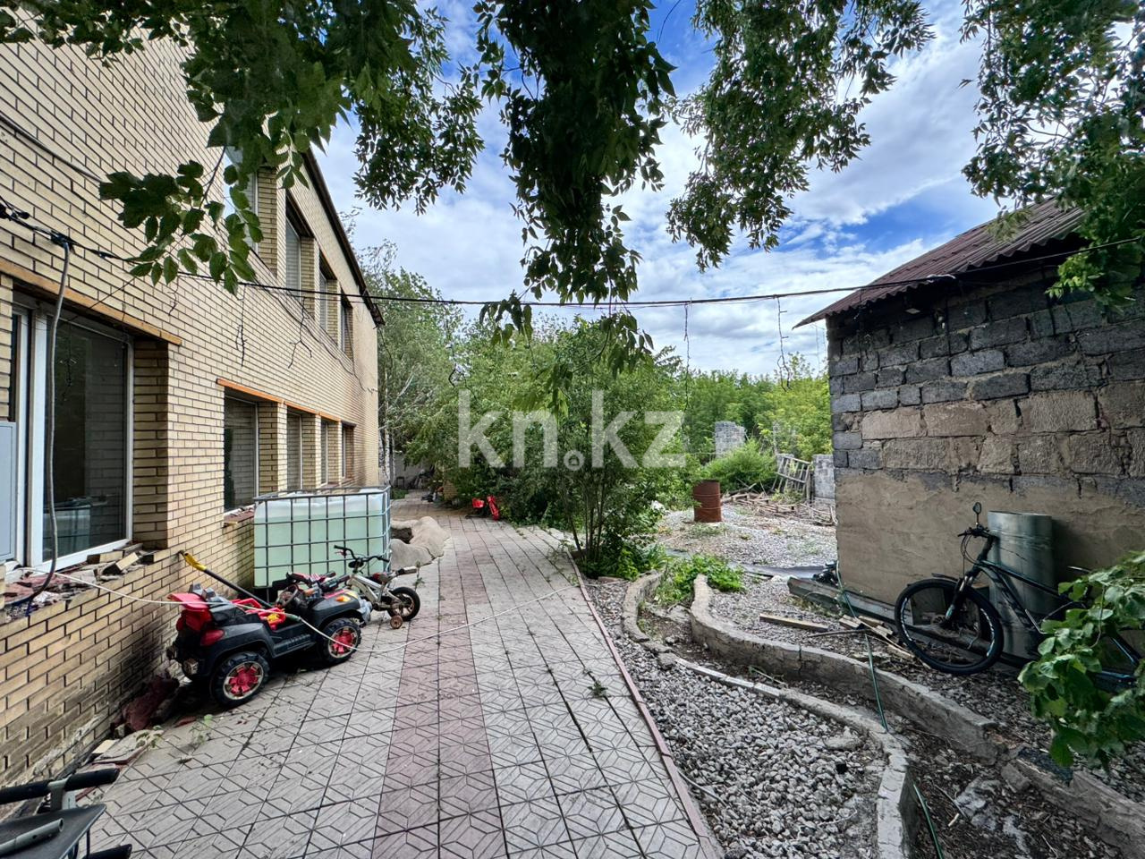 Продажа 5-комнатного дома, 373 м² в Караганде - фото 35