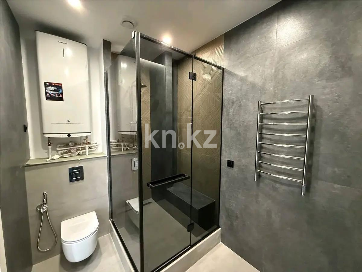 Продажа 2-комнатной квартиры, 74 м², ул. Муканова, дом  9/3 в Караганде - фото 3