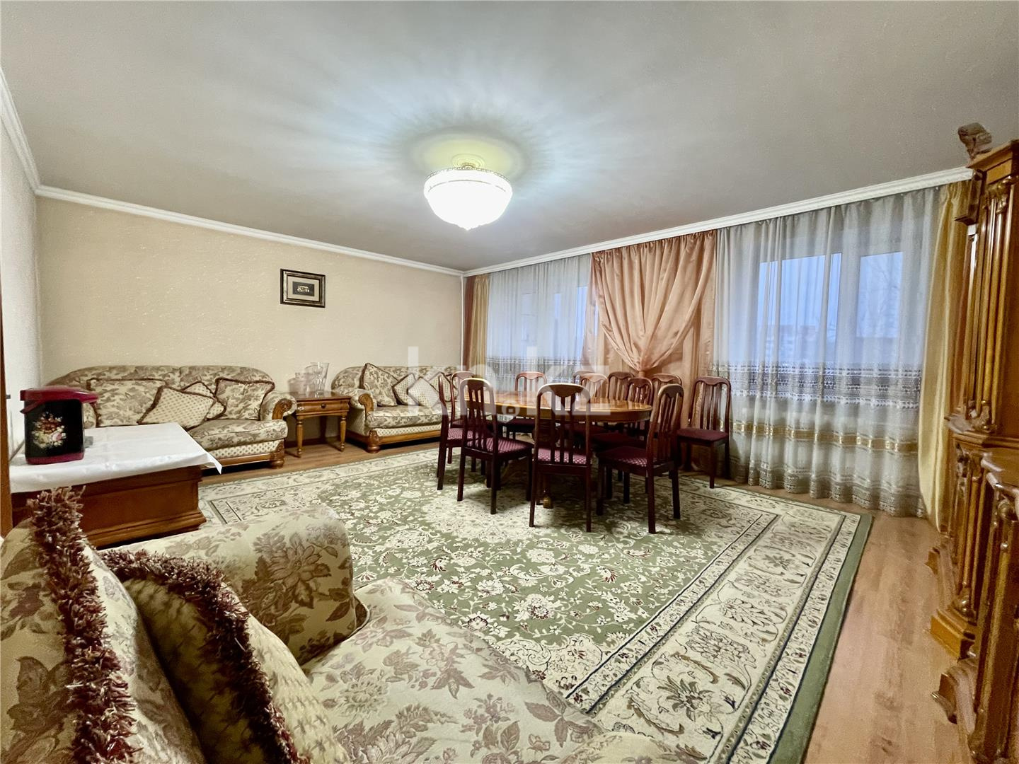 Продажа 4-комнатной квартиры, 117 м², пр. Республики, дом  4 в Караганде