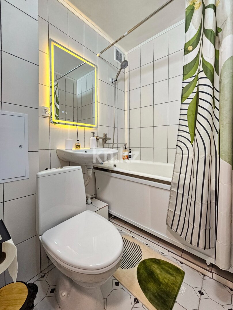 Аренда 2-комнатной квартиры посуточно, 40 м² в Алматы - фото 11