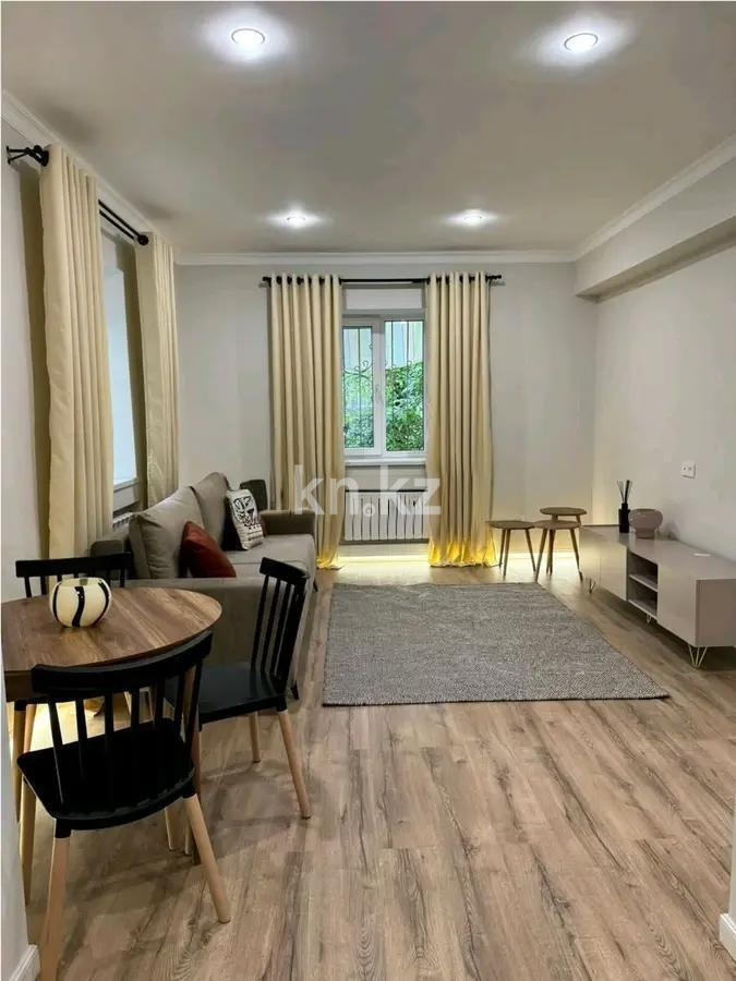 Продажа 2-комнатной квартиры, 43 м², пр. Назарбаева, дом  241 в Алматы