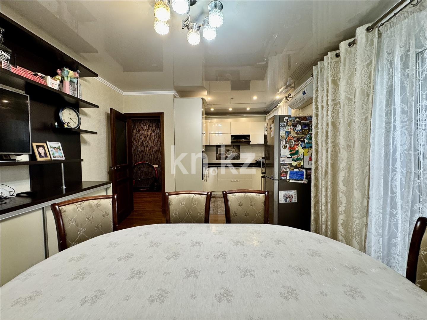 Продажа 4-комнатной квартиры, 93 м², ул. Аманжолова, дом  71 в Караганде - фото 11