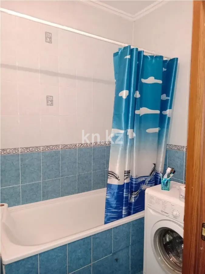 Продажа 1-комнатной квартиры, 39 м², мкр-н Кокжиек, дом  29 в Алматы - фото 3